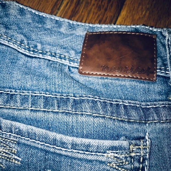Maurices light denim Jean - Picture 6 of 6